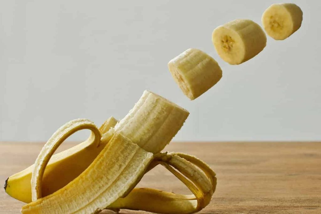 केला खाने से तुरंत ताकत मिलता है